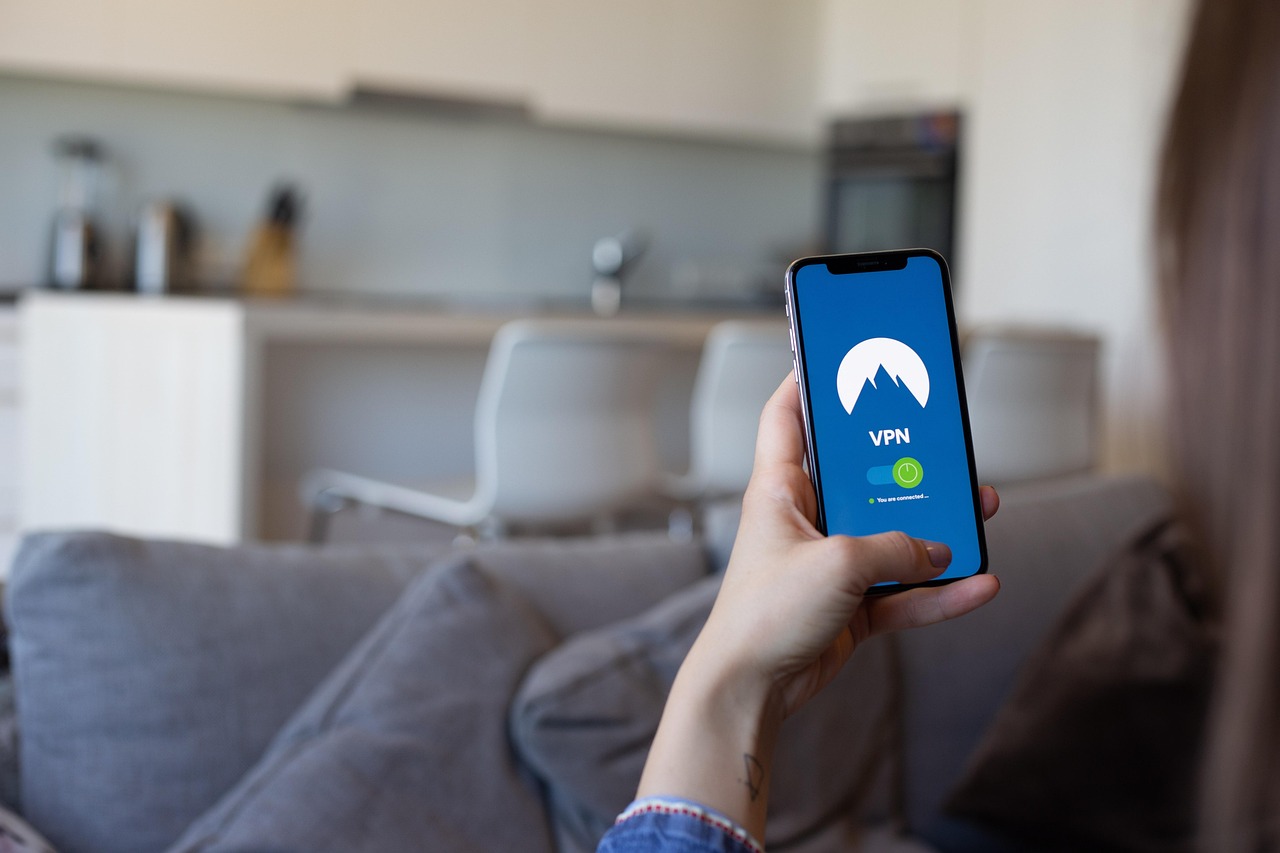 eSIM卡实名账号：pp助手账号注册