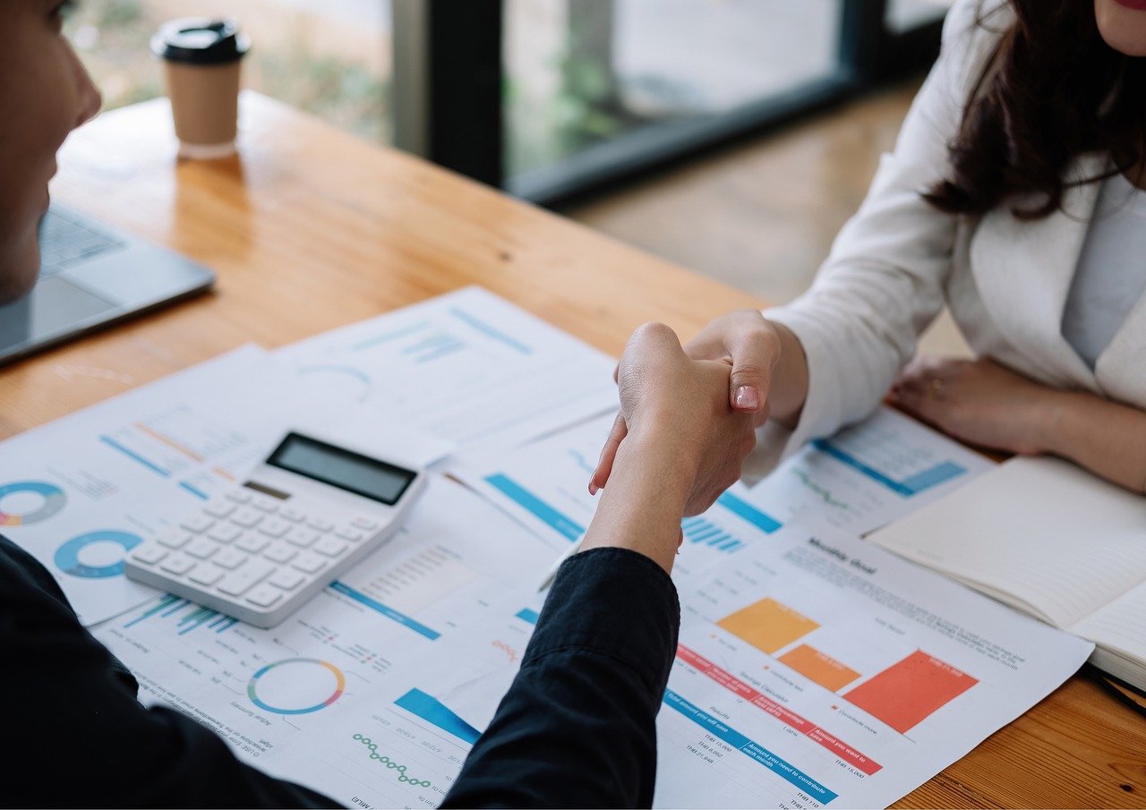 最强短信在线轰炸系统源码实名账号：网上找平台代理